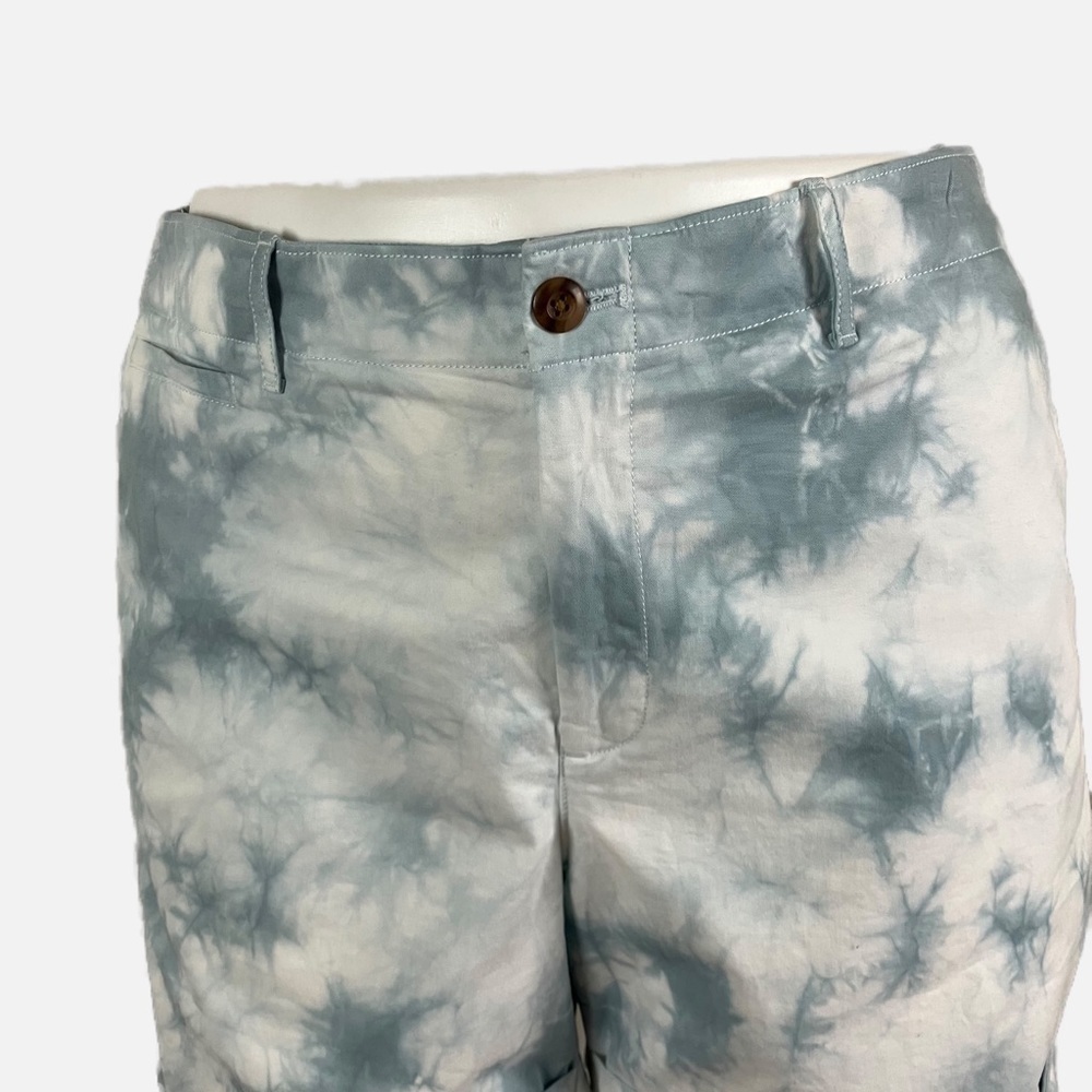 Gap Tie-Dye Shorts - Picture 4 of 10